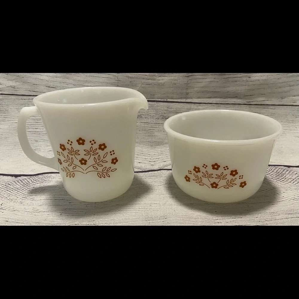Pyrex Corning Summer Impressions CreamerSugar Bowl